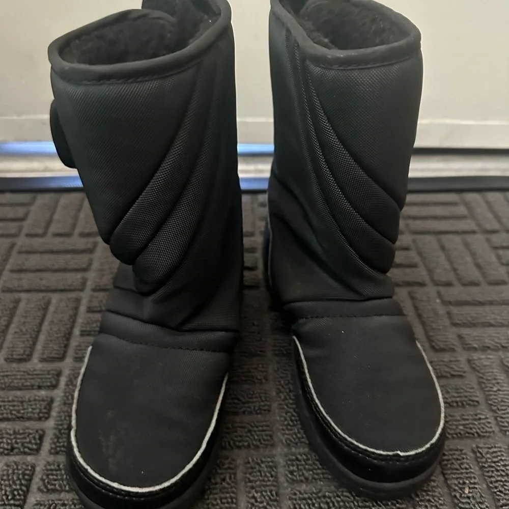 Black Winter Boots